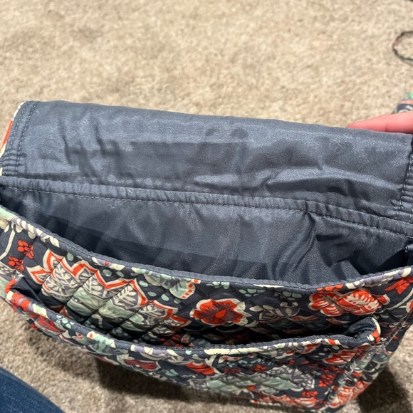 Vera Bradley bag set.  Discontinued Pattern.  5 pieces - Picture 8 of 12